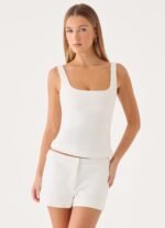 Yena Crepe Low Rise Shorts - White - Image 3